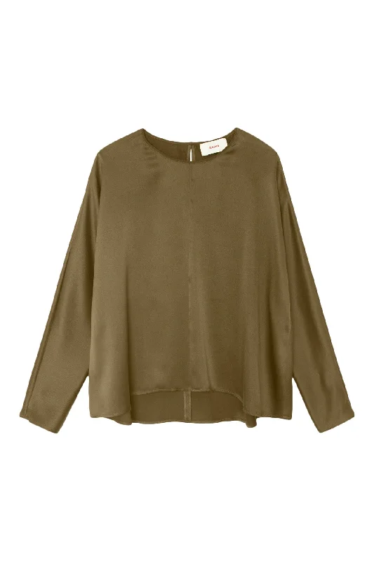 Statement Fashion Offers Xirena Karlin Top in Olive Gold