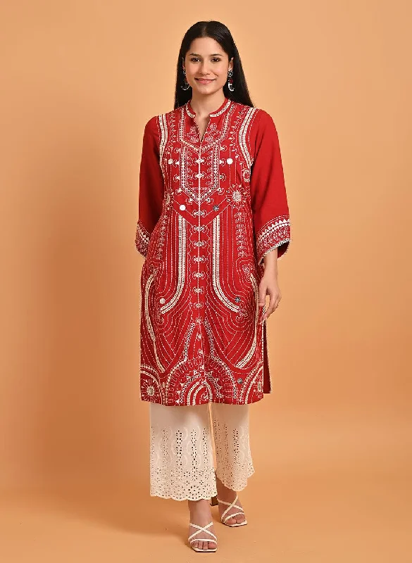 The Latest Fashion Trends Red Straight Embroidered Kurta with 3/4th Sleeves