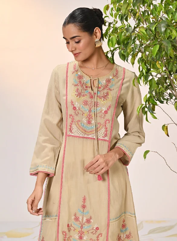 Boutique Styles Nida Green Embroidered Crinkled Viscose Georgette Embroidered Kurta Set for Women