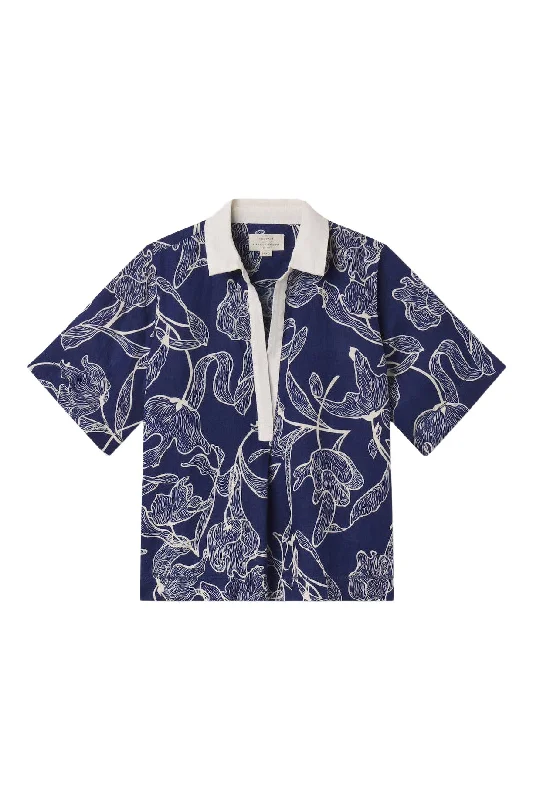 Timeless Elegance Redefined Trovata Birds of Paradis Cora Shirt in High Tide