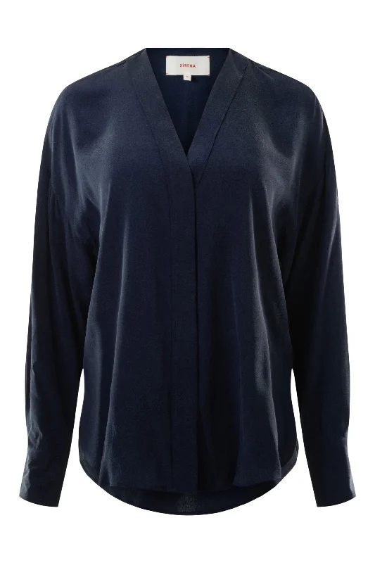 Sophisticated Street Style Offers Xirena Frances Shirt

 in Navy