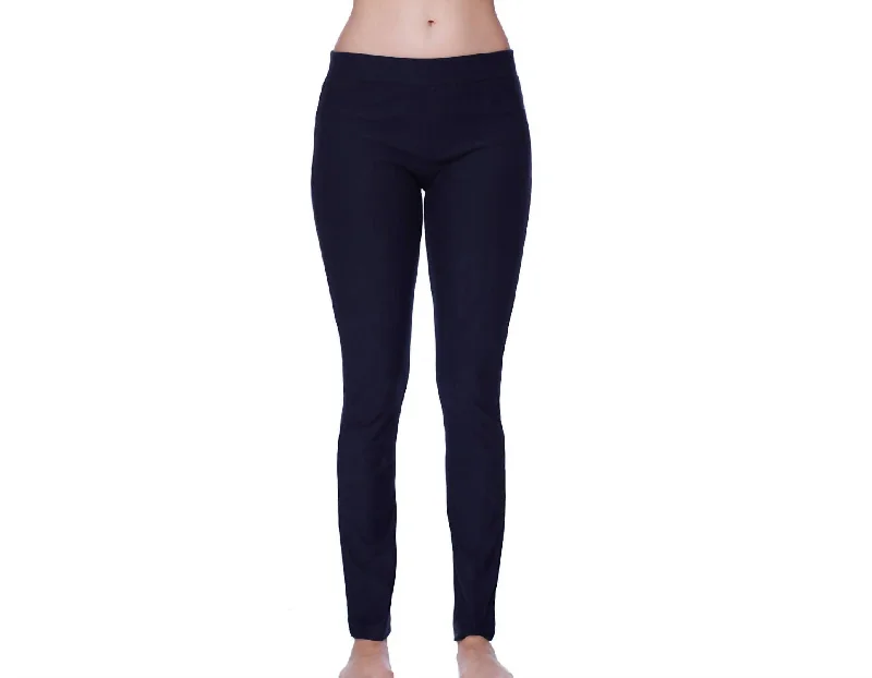 Mid Rise Legging In Navy